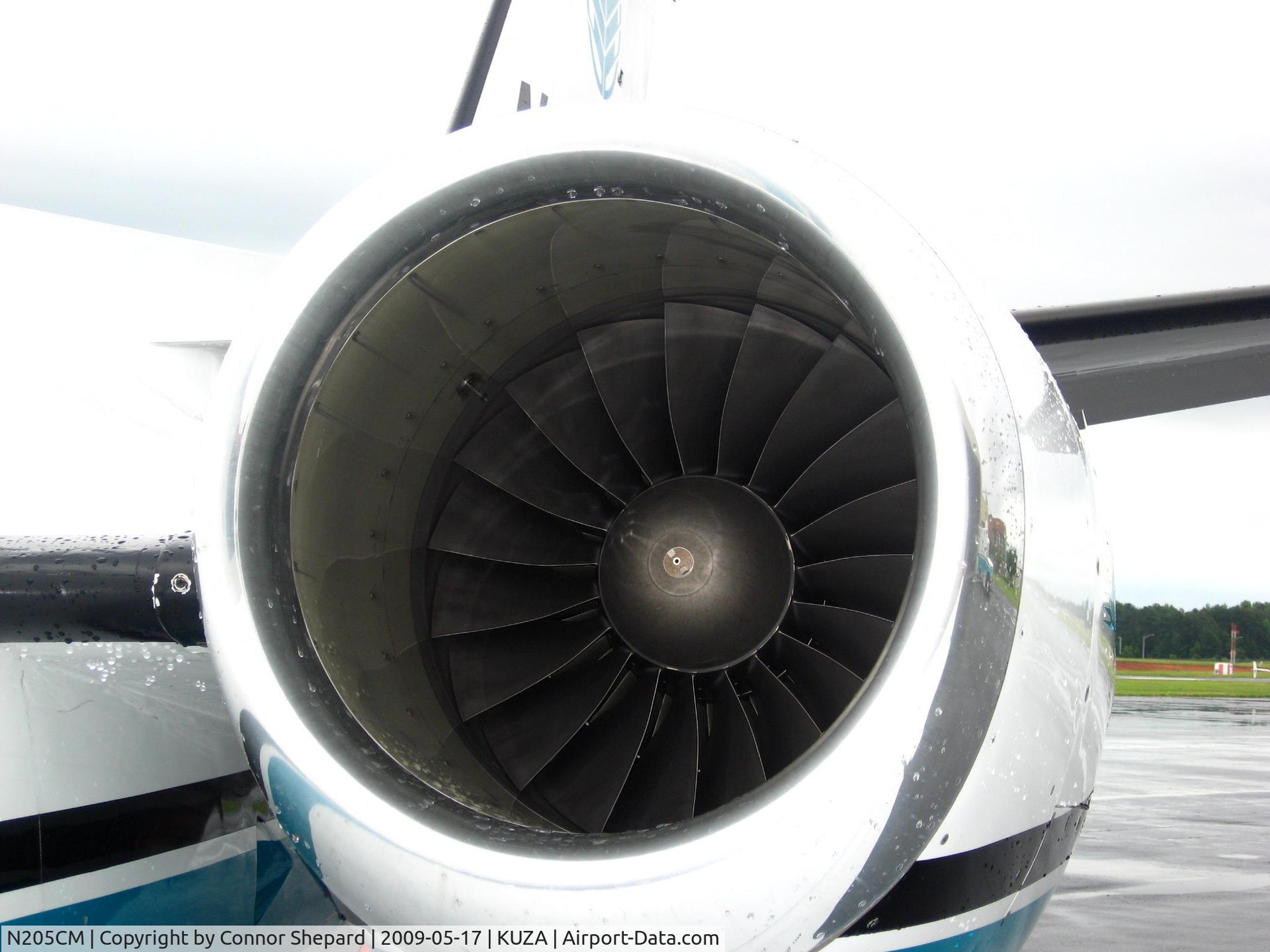 N205CM, 1994 Cessna 560 Citation V C/N 560-0250, Jet engine spins in the wind