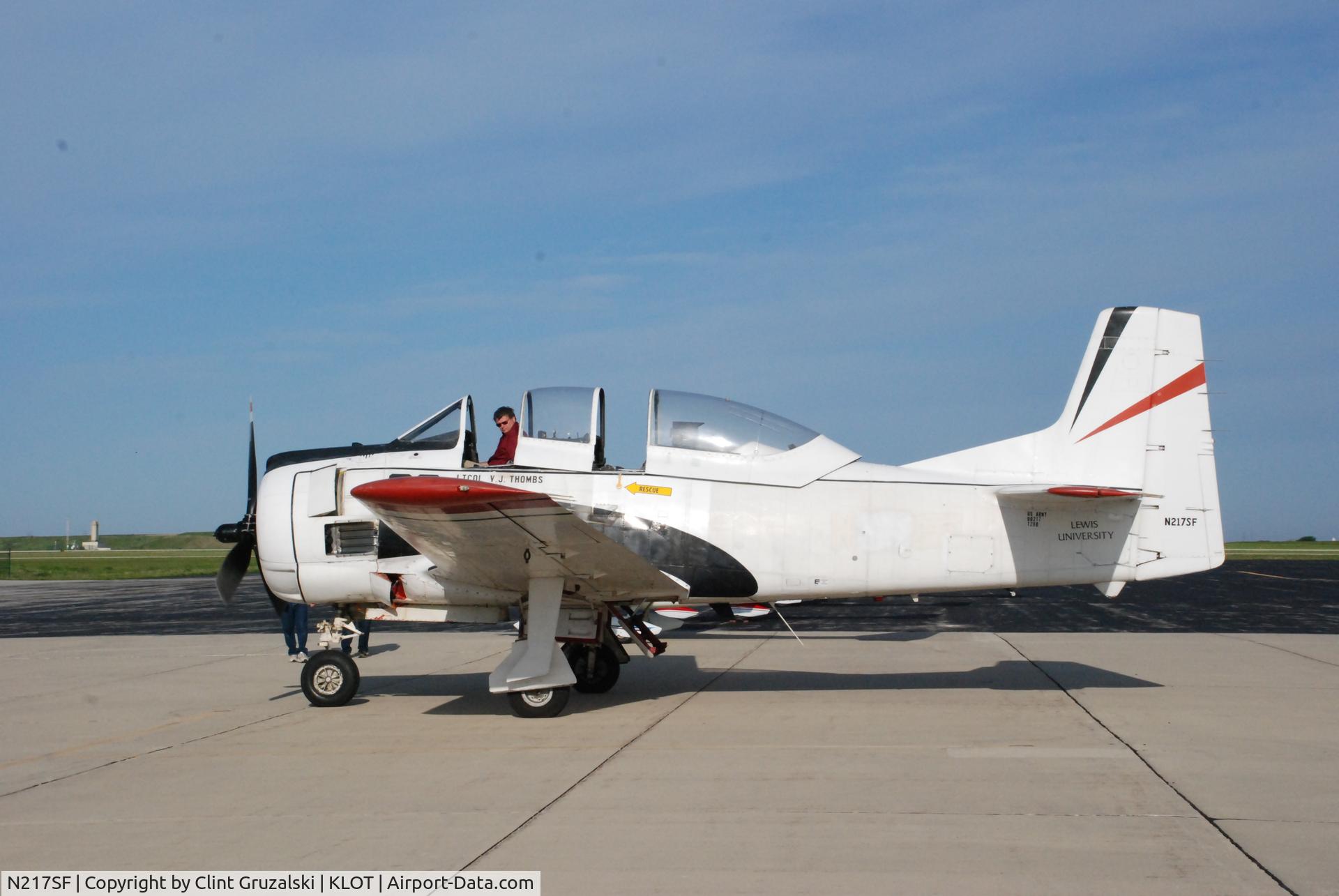 N217SF, North American T-28B Trojan C/N 200-401 (138330), Romeoville Illinois 5/17/09