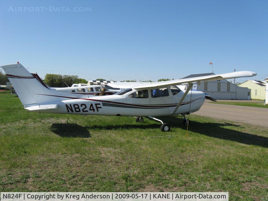 N824F, 1977 Cessna R182 Skylane RG C/N R18200022, 2009 Blaine Aviation Weekend