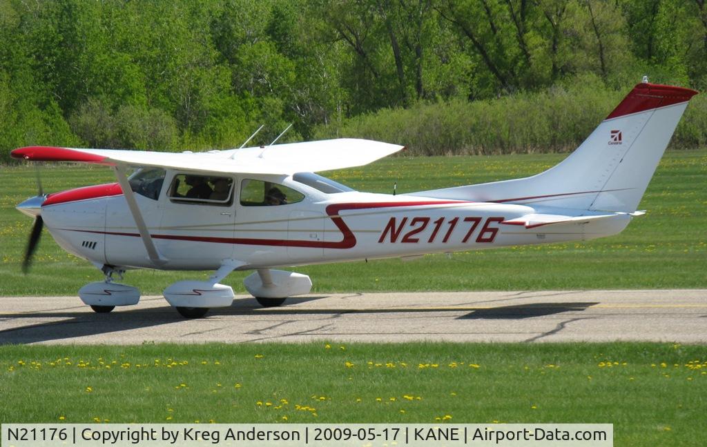 N21176, 1972 Cessna 182P Skylane C/N 18261465, 2009 Blaine Aviation Weekend