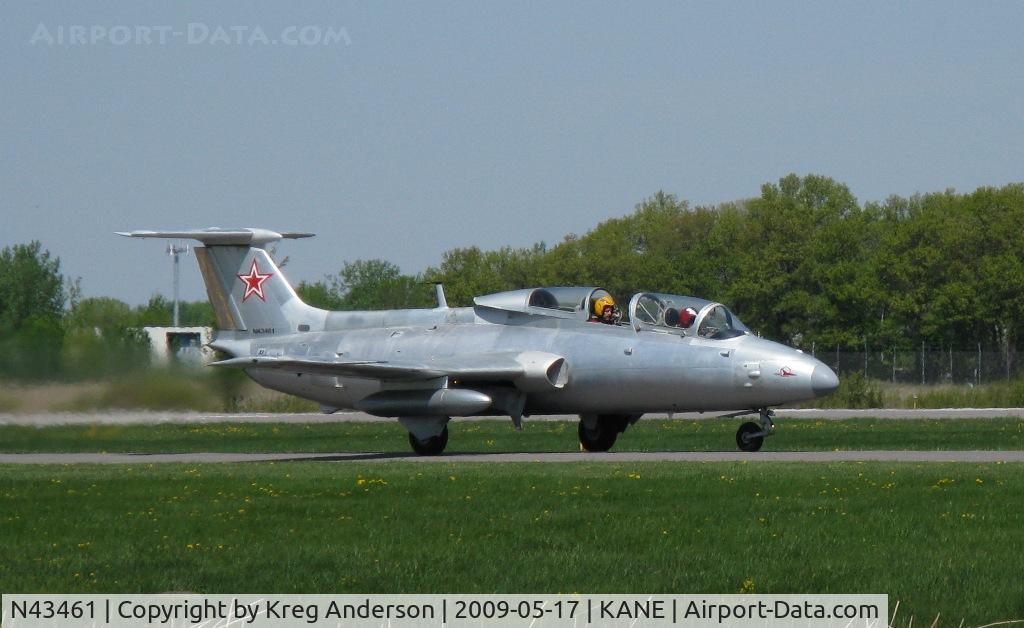 N43461, 1965 Aero L-29 Delfin C/N 591636, 2009 Blaine Aviation Weekend