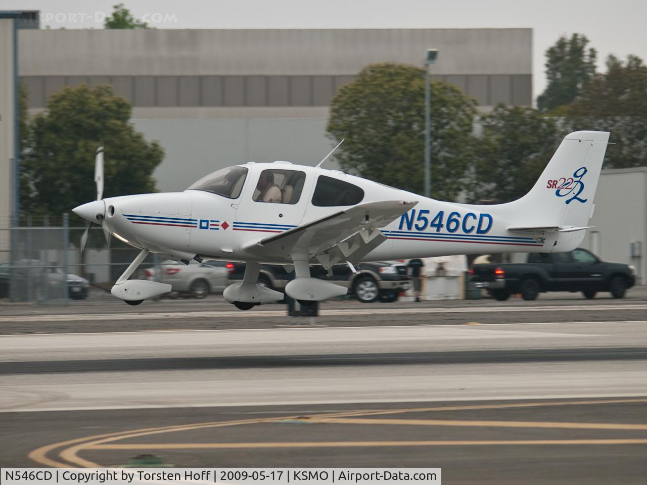 N546CD, 2005 Cirrus SR22 G2 C/N 1627, N546CD arriving on RWY 21