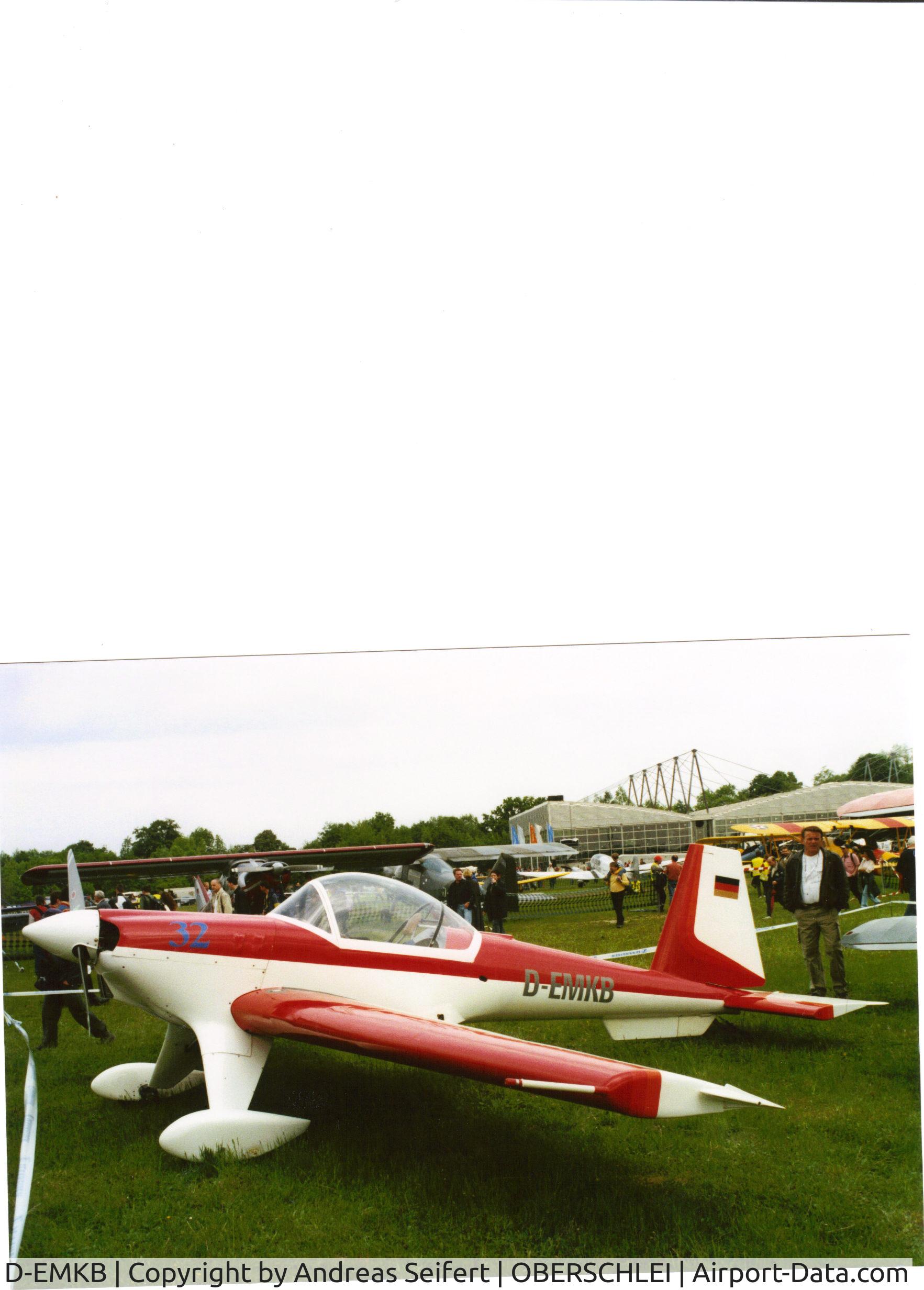 D-EMKB, 1970 Hirth HI.27 Akrostar MK.II C/N 4001, Oberschleissheim 2003