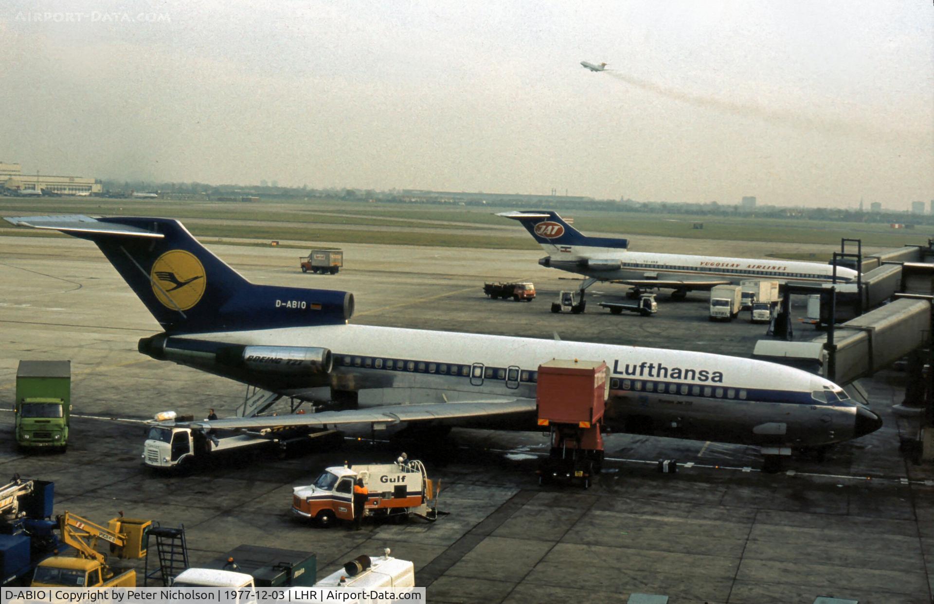 D-ABIO, 1967 Boeing 727-30C C/N 19311, Boeing 727 named Hagen of Lufthansa at the terminal at Heathrow in December 1977.