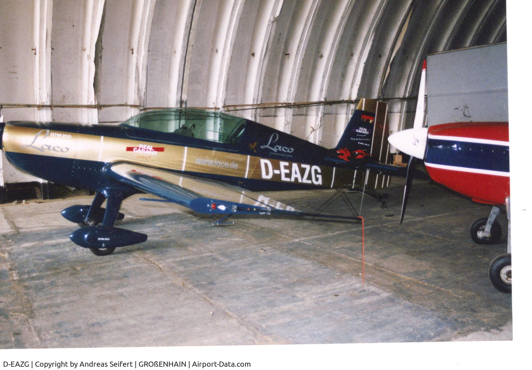 D-EAZG, Extra EA-200 C/N 02, Kunstflug WM Großenhain 30.7.2000