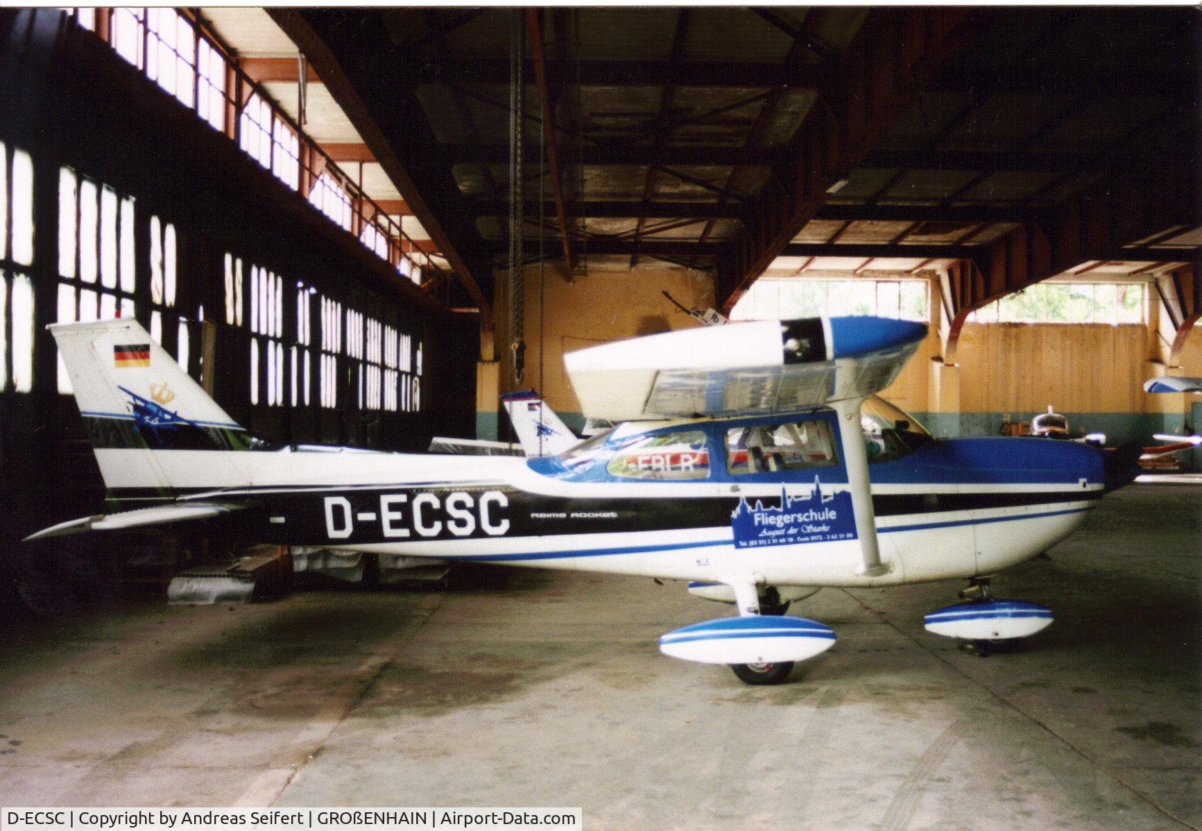 D-ECSC, Reims FR172H Reims Rocket C/N 0319, Kunstflug WM Großenhain 30.7.2000