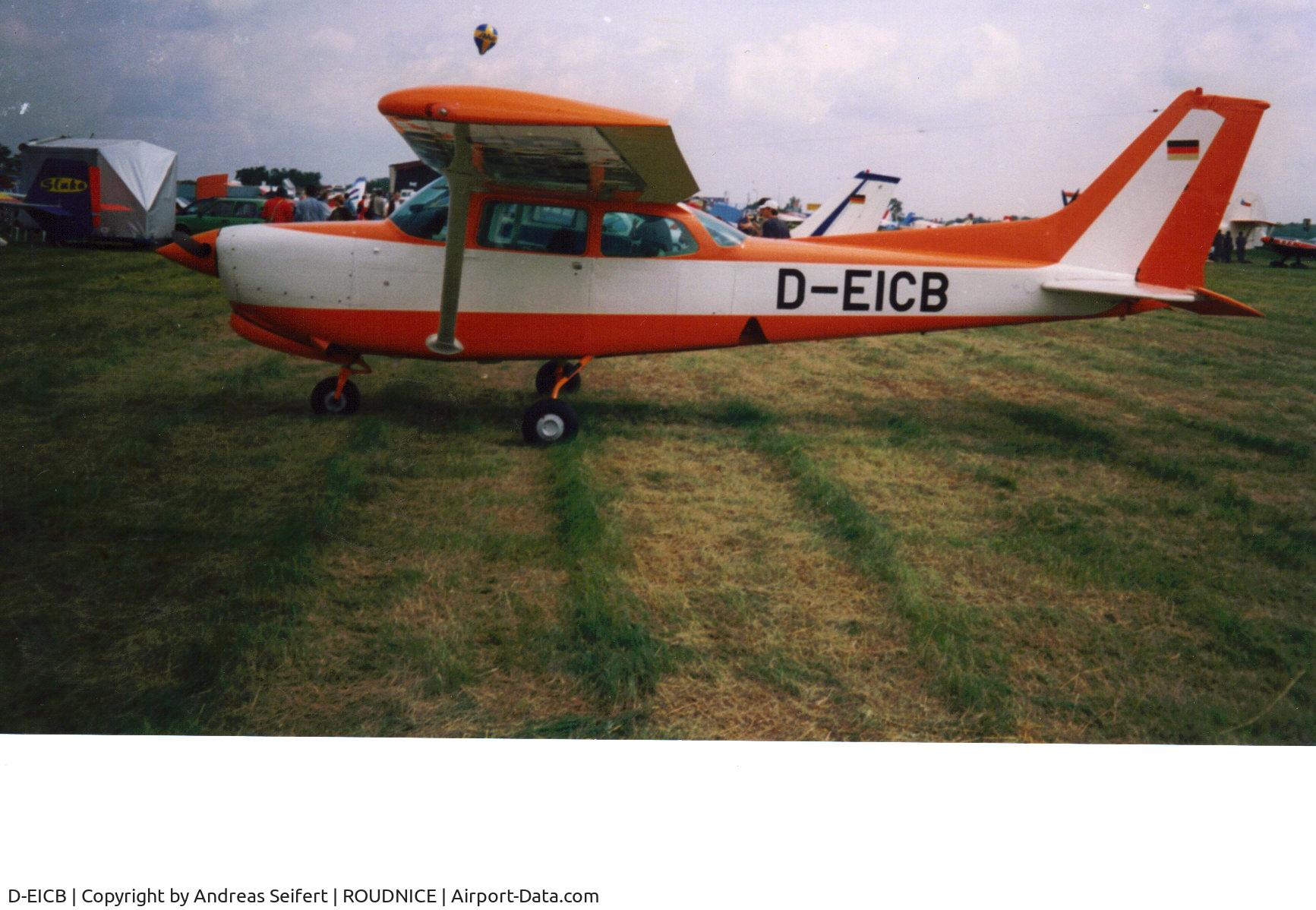 D-EICB, 1980 Cessna 172RG Cutlass RG Cutlass RG C/N 172RG0543, Memorial Airshow Roudnice 1995