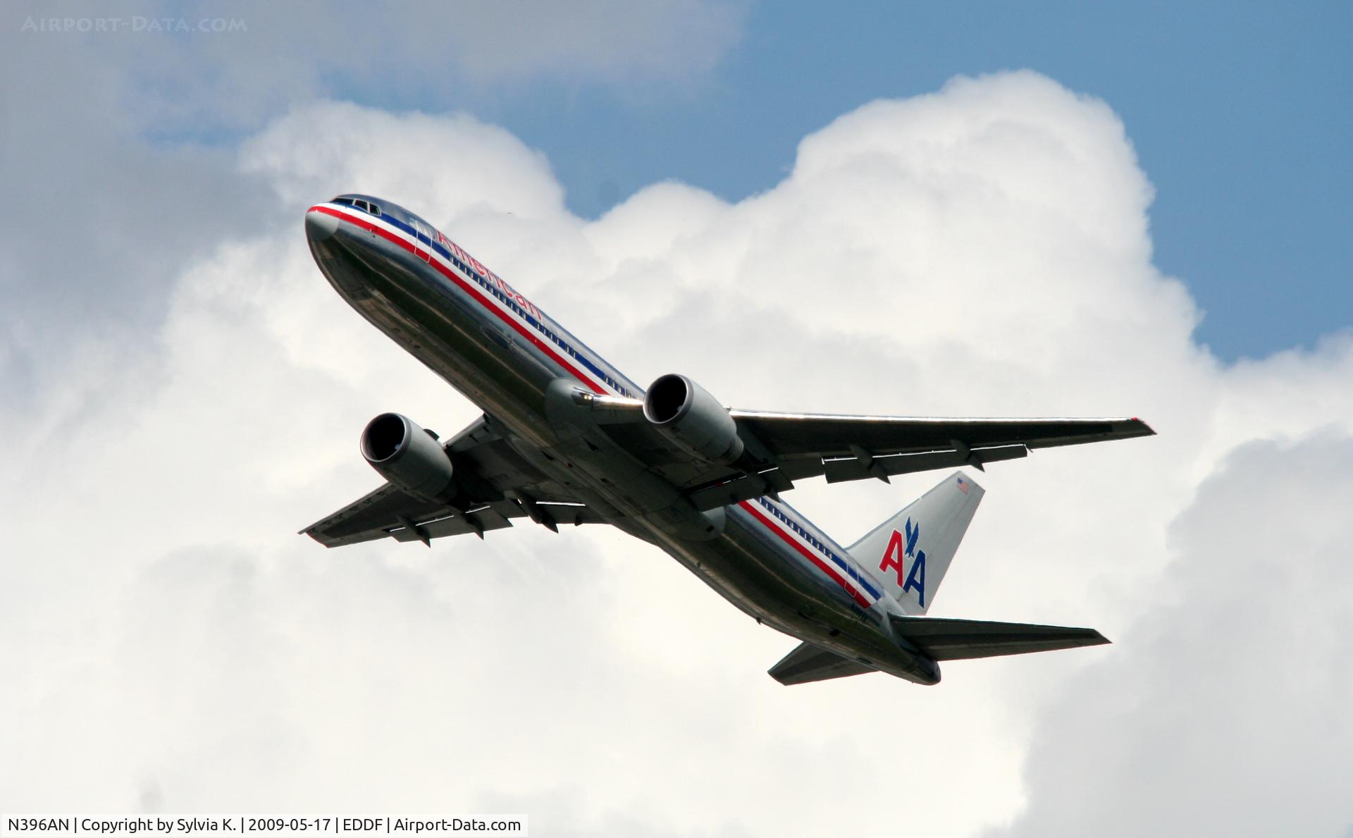 N396AN, 1999 Boeing 767-323/ER C/N 29603, American Airlines