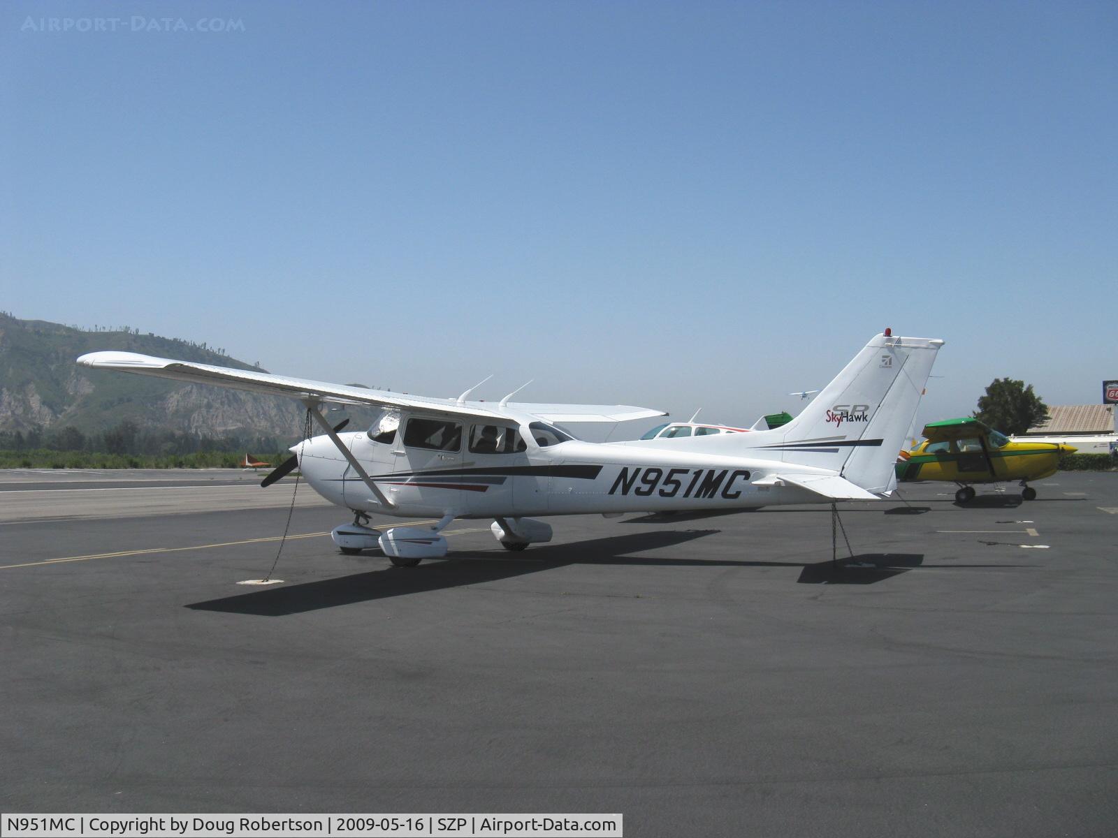 N951MC, 2001 Cessna 172S C/N 172S8951, 2001 Cessna 172S SKYHAWK SP, Lycoming IO-360-L2A 180 Hp