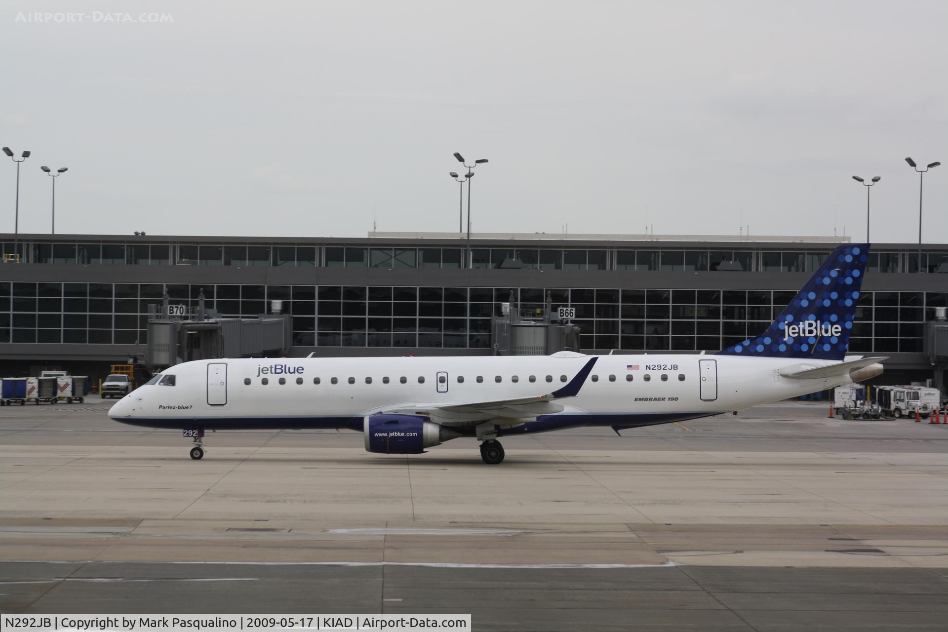 N292JB, 2008 Embraer ERJ-190-100 IGW 190AR C/N 19000179, ERJ 190-100 IGW