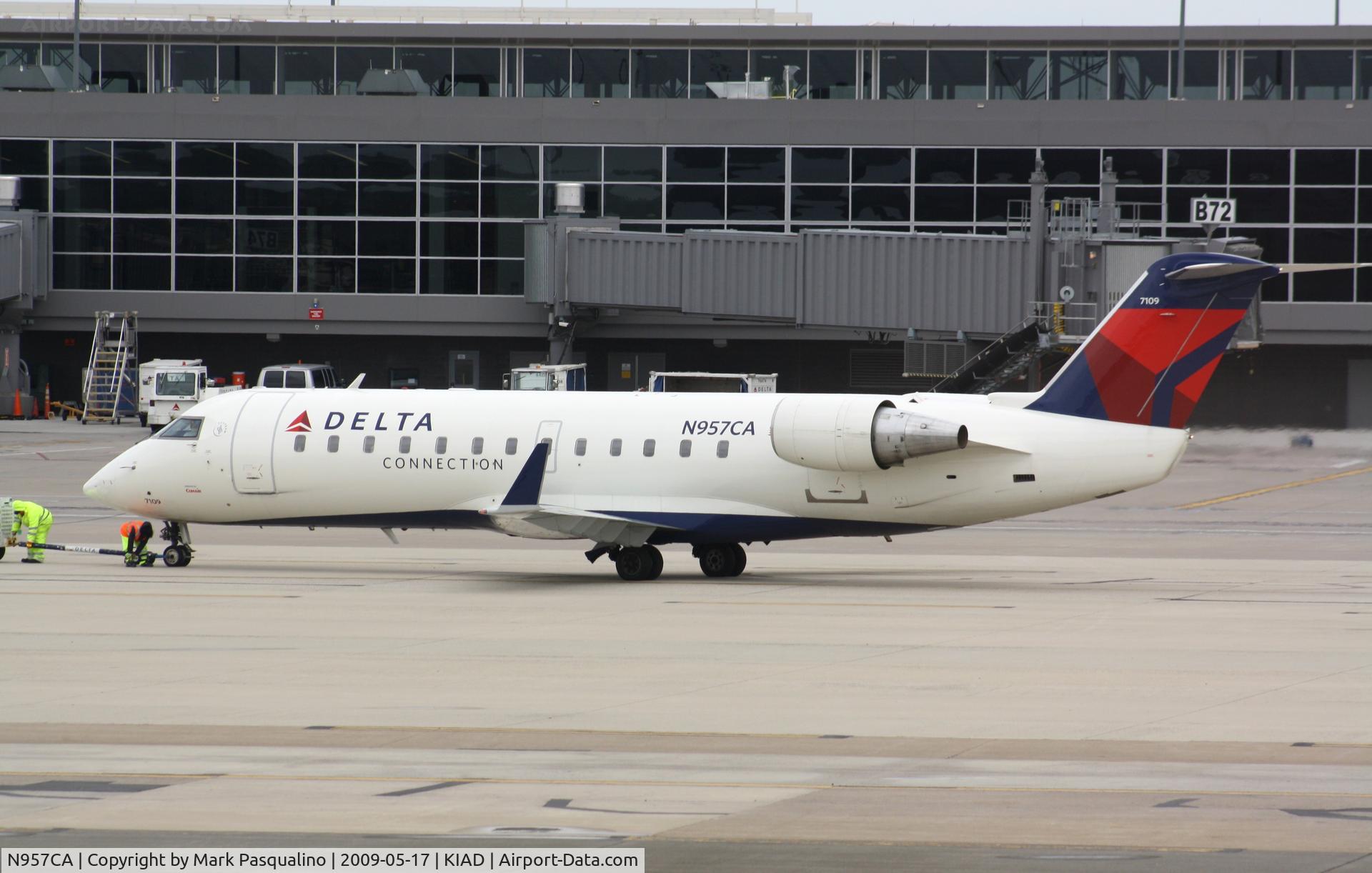 N957CA, 1996 Canadair CRJ-100ER (CL-600-2B19) C/N 7109, CL-600-2B19
