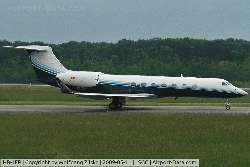 HB-JEP, 2005 Gulfstream Aerospace GV-SP (G550) C/N 5070, visitor