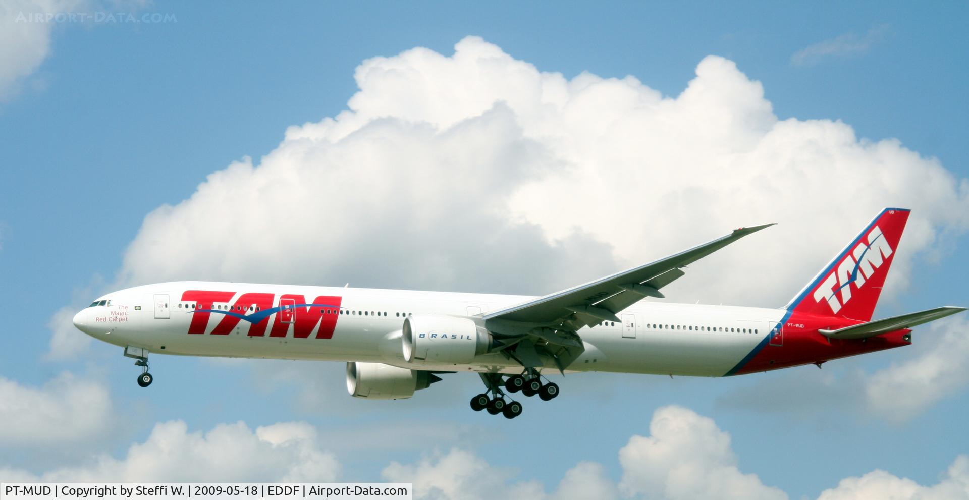 PT-MUD, 2008 Boeing 777-32W/ER C/N 37667, TAM