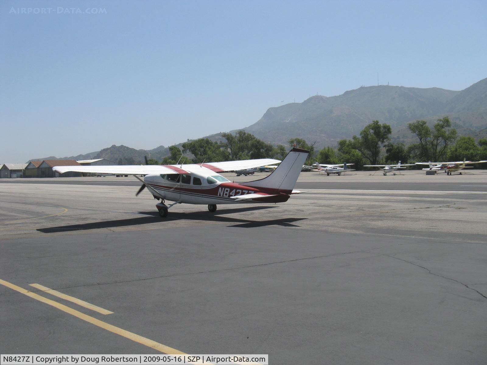 N8427Z, 1963 Cessna 210-5(205) C/N 205-0427, 1963 Cessna 210-5(205) UTILINE (fixed gear version of C210), Continental IO-470-E 260 Hp, taxi
