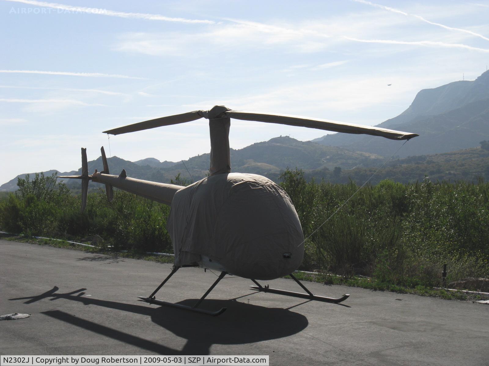 N2302J, 1946 Robinson R22 Beta C/N 1946, 1946 (sic) Robinson R22 BETA, full covers