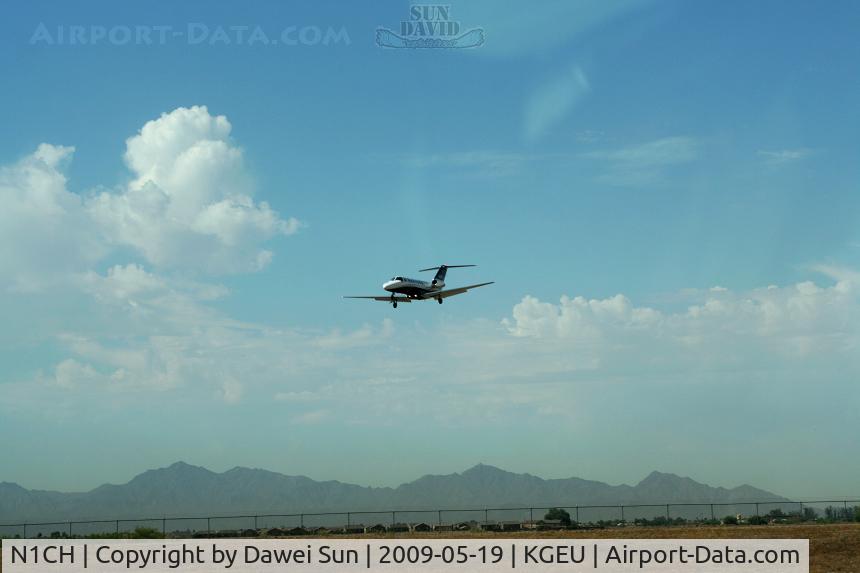 N1CH, 2006 Cessna 525B CitationJet CJ3 C/N 525B0064, landing