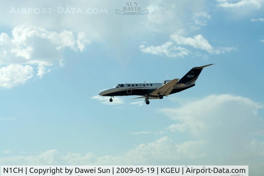 N1CH, 2006 Cessna 525B CitationJet CJ3 C/N 525B0064, landing