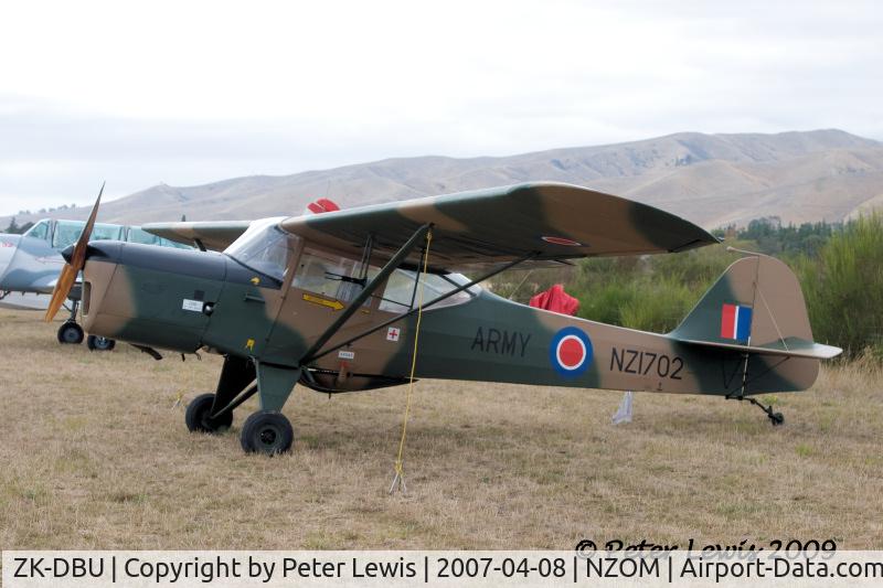 ZK-DBU, Auster J-5 Adventurer C/N 2096, Austair, North Shore
