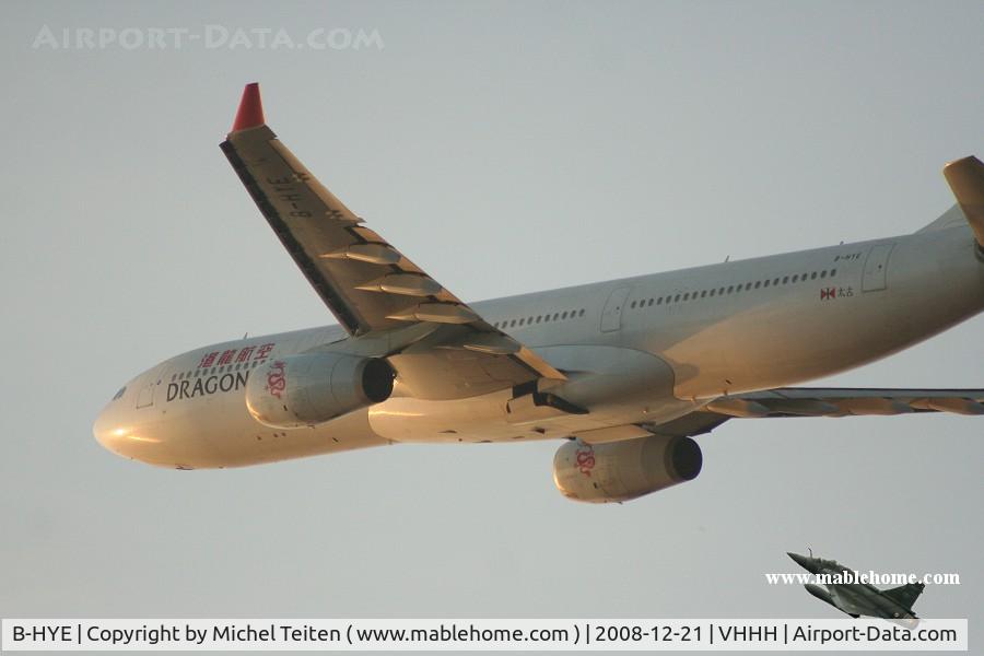 B-HYE, 1997 Airbus A330-342 C/N 177, Dragonair