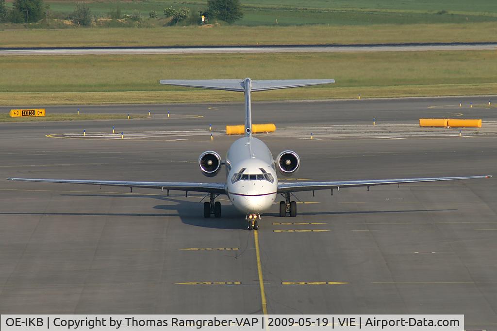 OE-IKB, 1986 McDonnell Douglas MD-83 (DC-9-83) C/N 49448, Map Jets MDD MD80