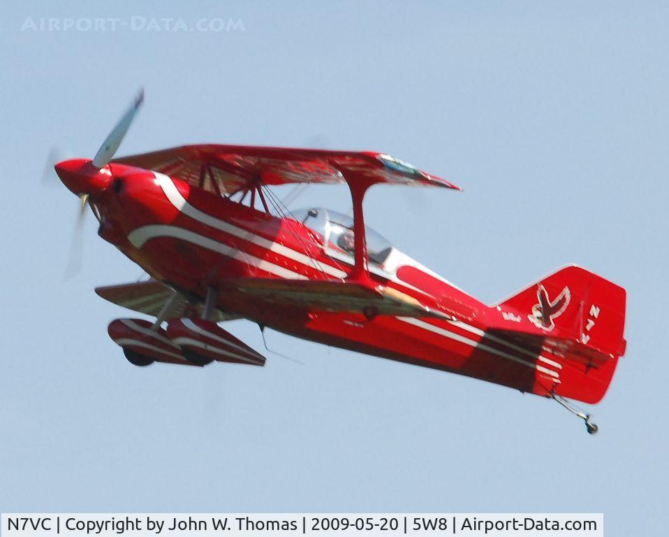 N7VC, Pitts S-1C Special C/N 001 (N7VC), Departing runway 4