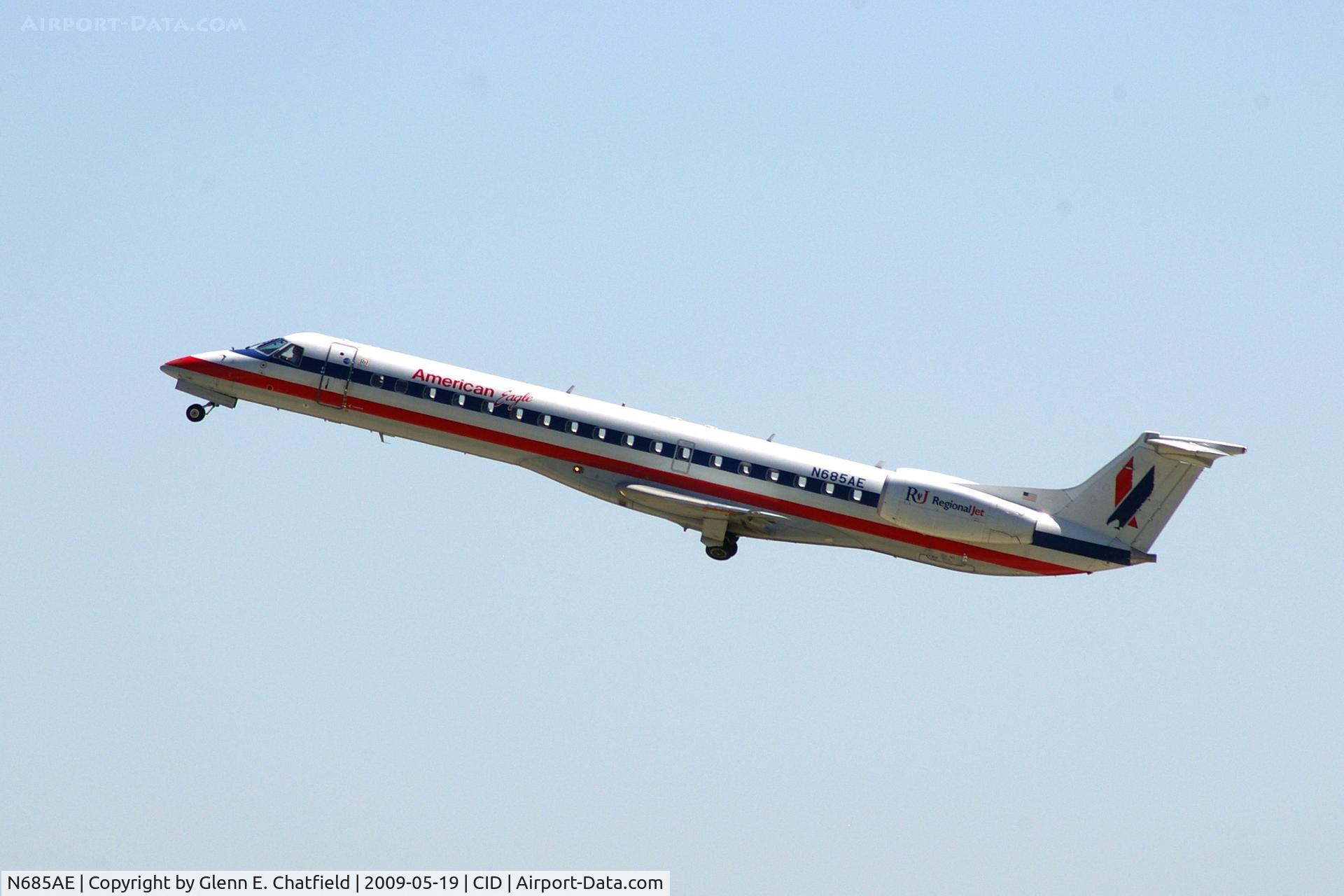 N685AE, 2004 Embraer ERJ-145LR (EMB-145LR) C/N 14500836, Departing runway 9 for O'Hare International.