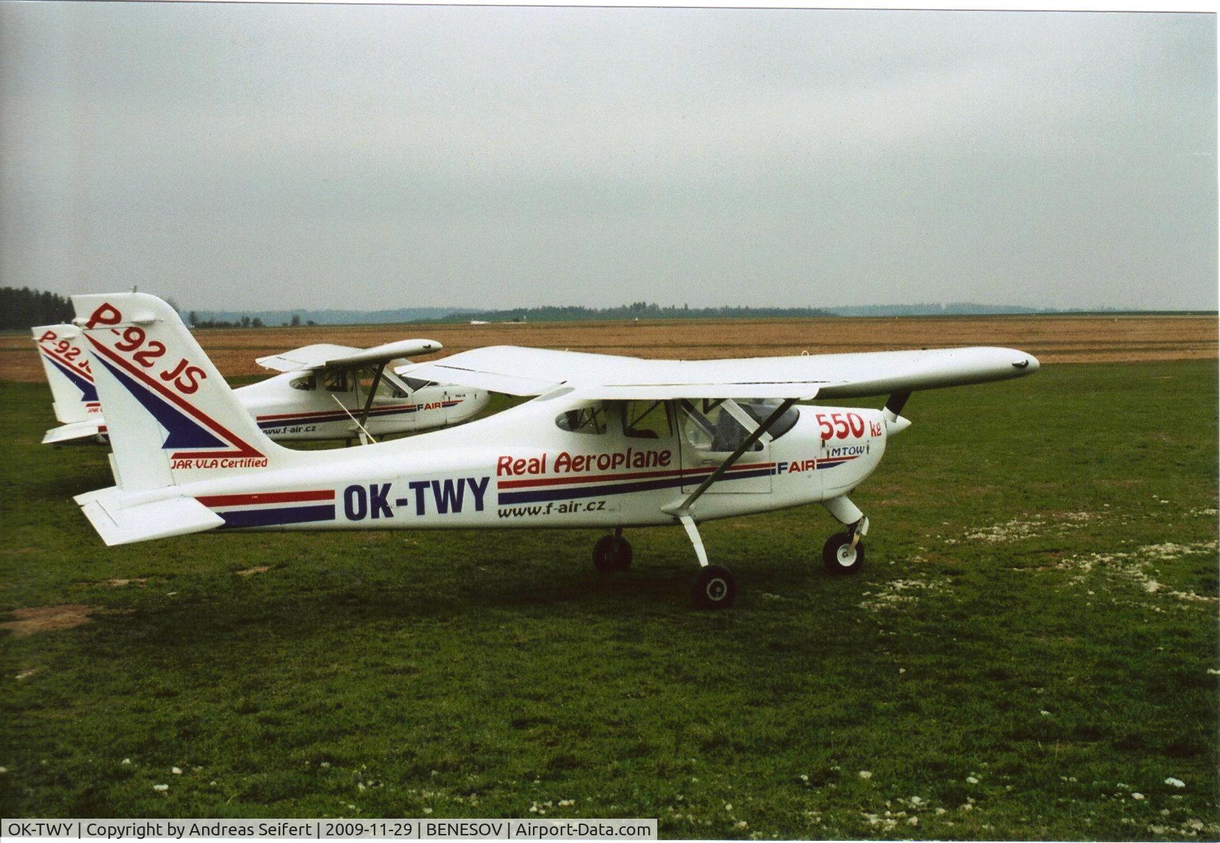 OK-TWY, Tecnam P-92JS Echo C/N 055, Benesov CSSR 29.11.2009
