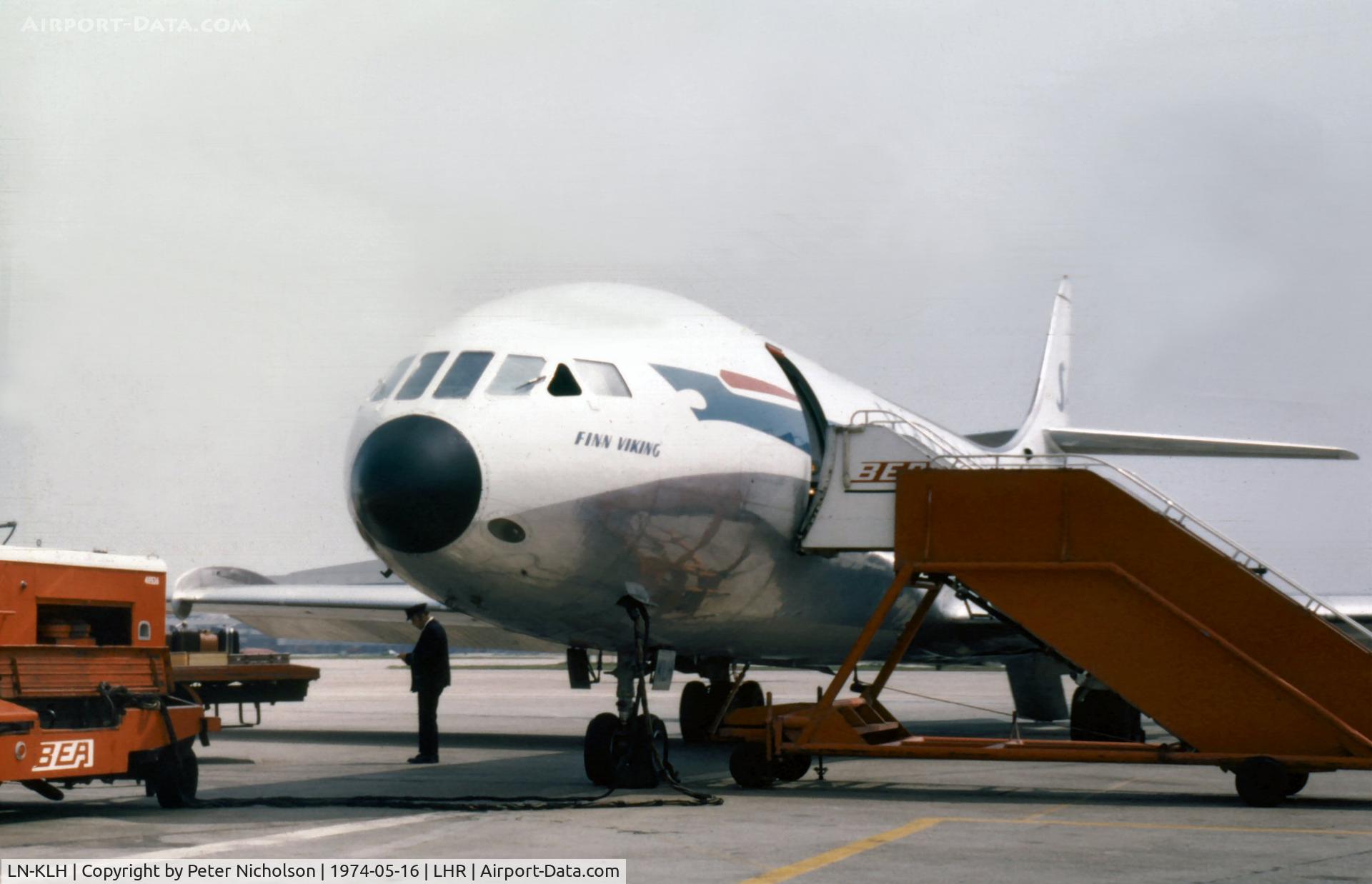 LN-KLH, 1959 Sud Aviation SE-210 Caravelle III C/N 003, Caravelle III named Finn Viking of Scandinavian Airlines System at Heathrow in the Spring of 1974.