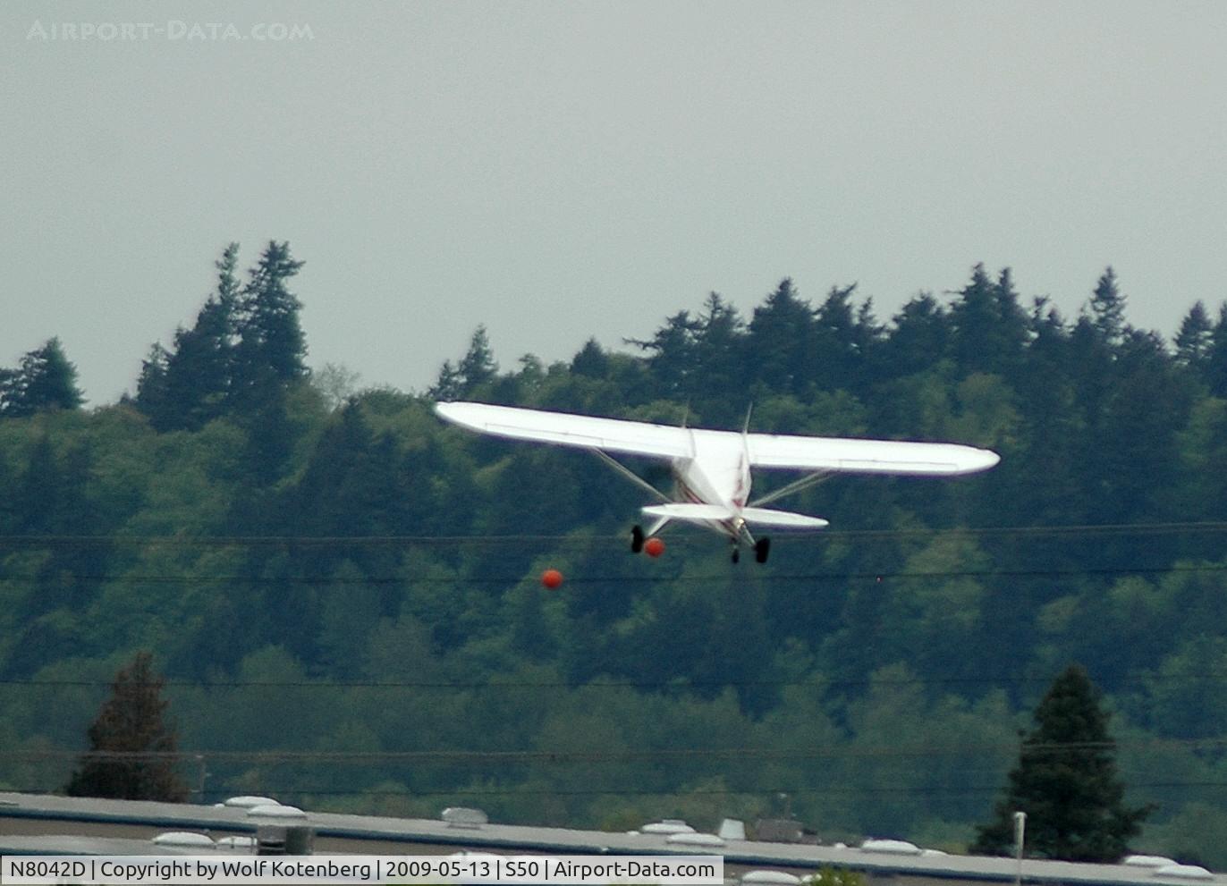 N8042D, 1957 Piper PA-22-150 C/N 22-5567, up, up and away