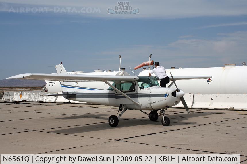 N6561Q, 1981 Cessna 152 C/N 15285273, BLH