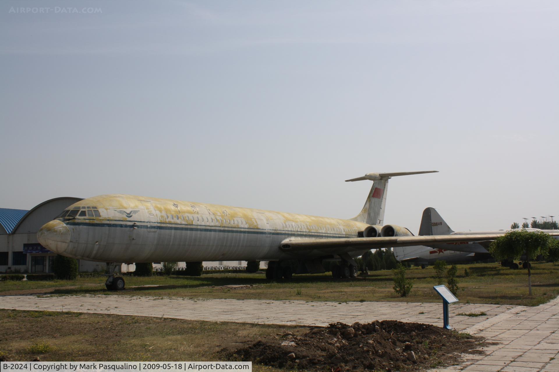 B-2024, Ilyushin IL-62 C/N 11101, IL-62  Located at Datangshan, China