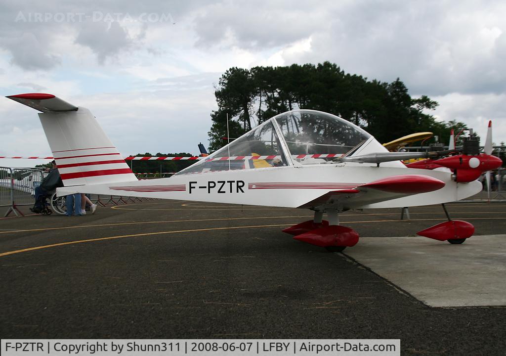 F-PZTR, Colomban MC-15 Cri-Cri (Cricket) C/N 121, Static aircraft during LFBY Open Day 2008