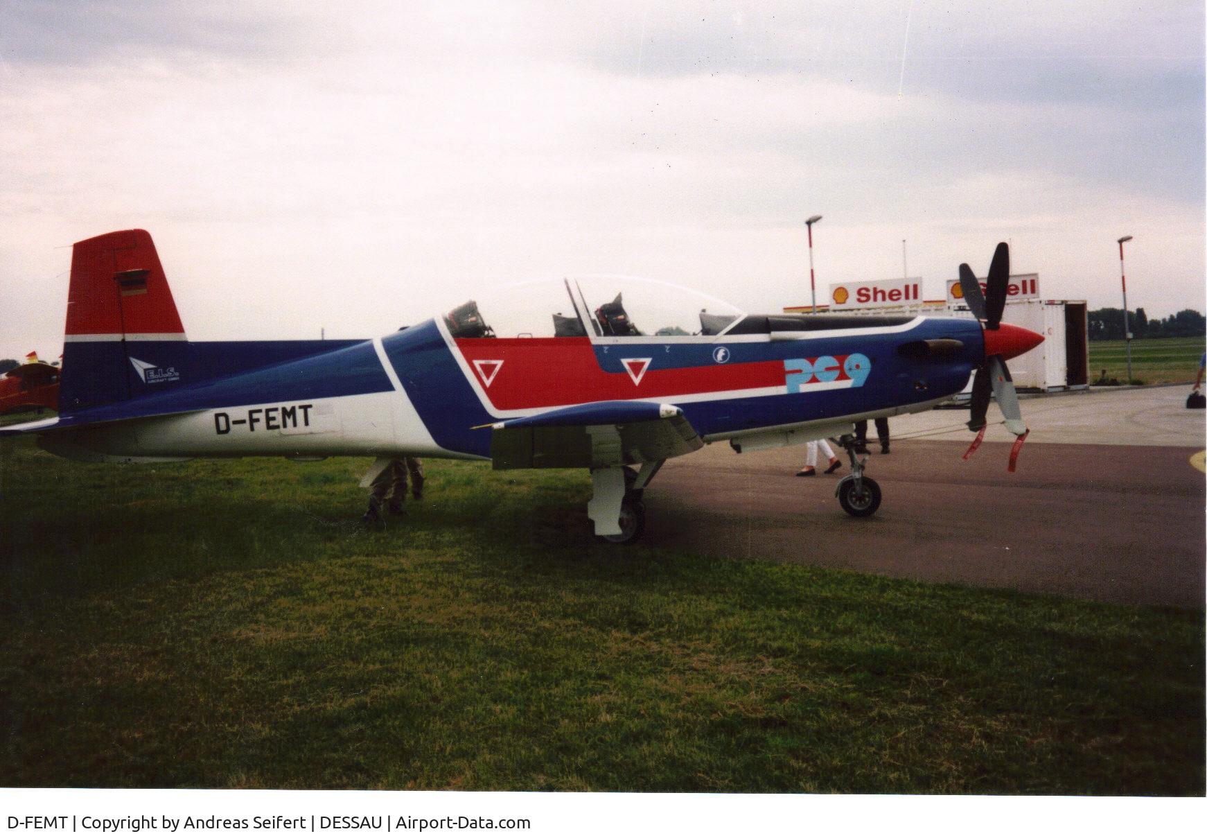 D-FEMT, Pilatus PC-9B C/N 168, Dessau 2000