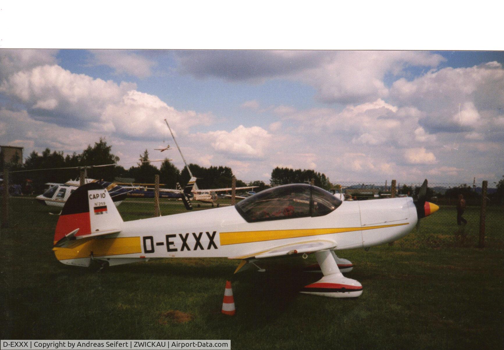 D-EXXX, Mudry CAP-10B C/N 59, Zwickau 2000