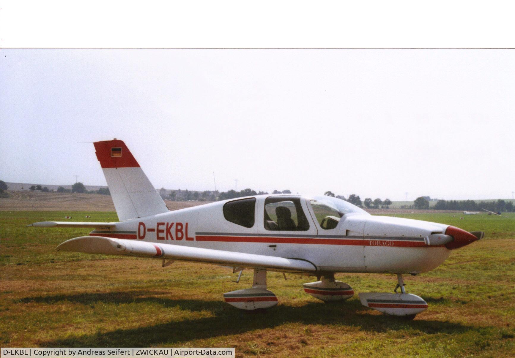 D-EKBL, Socata TB-10 Tobago C/N 732, Zwickau 2002