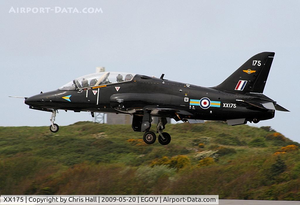 XX175, 1977 Hawker Siddeley Hawk T.1 C/N 022/312022, RAF No 4 FTS/208(R) Sqn