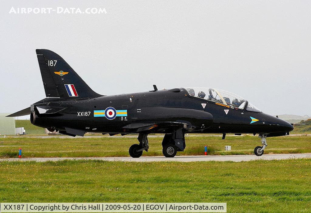 XX187, 1977 Hawker Siddeley Hawk T.1A C/N 034/312034, RAF No 4 FTS/208(R) Sqn