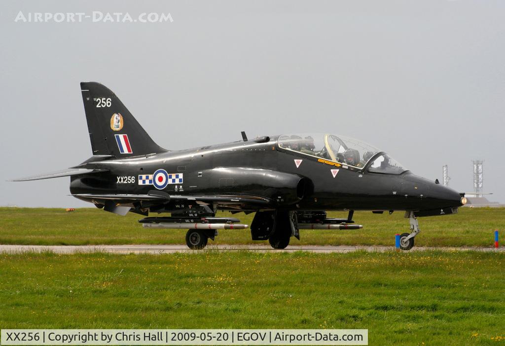 XX256, 1978 Hawker Siddeley Hawk T.1A C/N 092/312092, RAF No 4 FTS/19(R) Sqn
