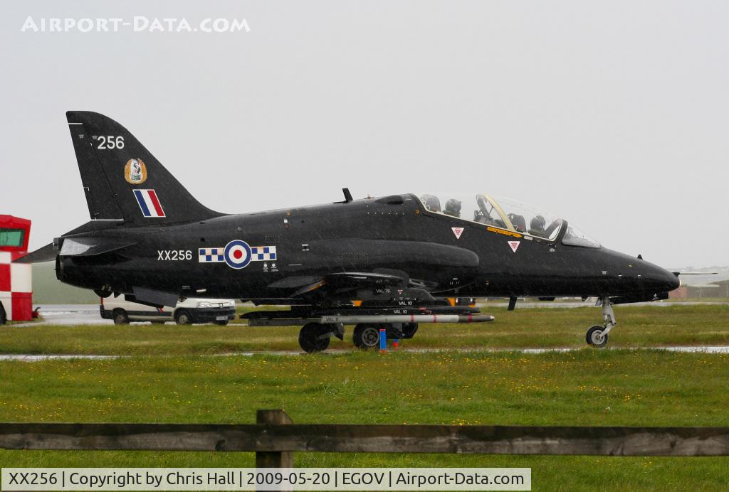 XX256, 1978 Hawker Siddeley Hawk T.1A C/N 092/312092, RAF No 4 FTS/19(R) Sqn