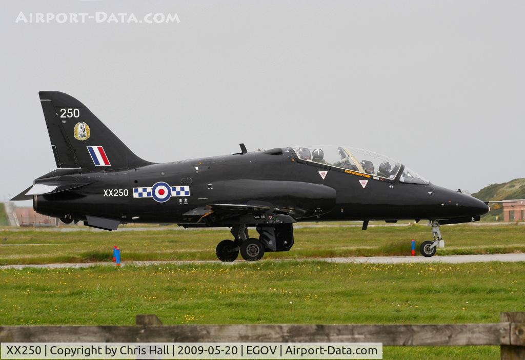 XX250, 1978 Hawker Siddeley Hawk T.1 C/N 086/312086, RAF No 4 FTS/19(R) Sqn