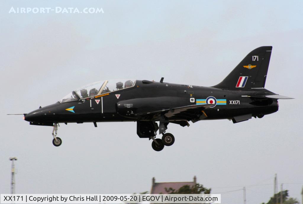 XX171, 1977 Hawker Siddeley Hawk T.1 C/N 018/312018, RAF No 4 FTS/208(R) Sqn