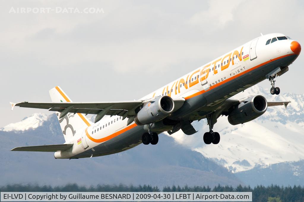EI-LVD, 1998 Airbus A321-231 C/N 792, Taking off 02