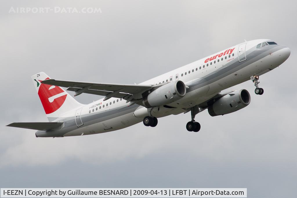 I-EEZN, 2002 Airbus A320-232 C/N 1715, Take off 02