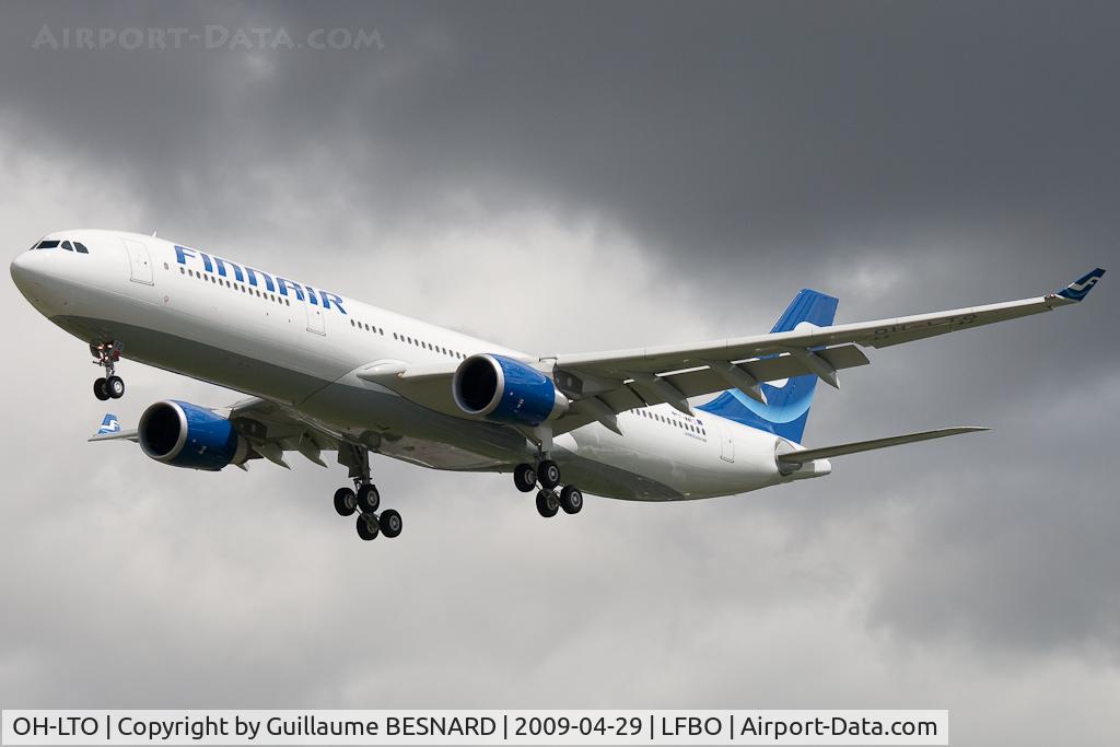 OH-LTO, 2009 Airbus A330-302X C/N 1013, Landing 32L