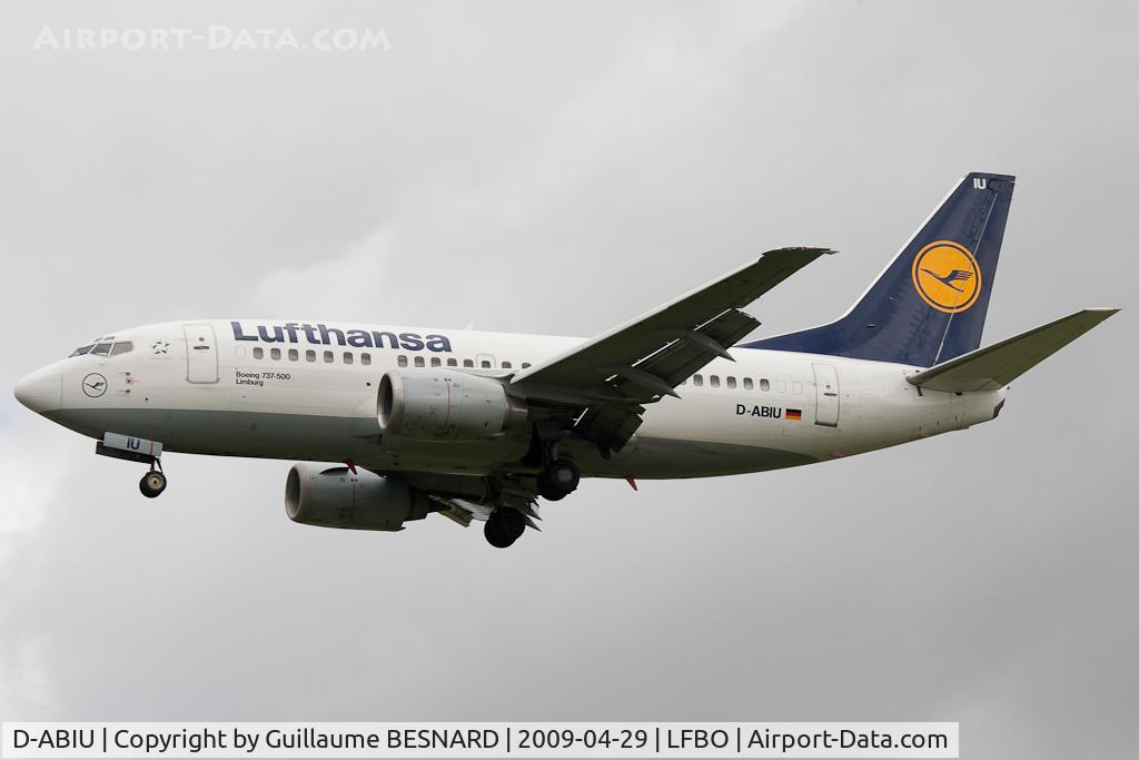 D-ABIU, 1991 Boeing 737-530 C/N 24944, Landing 32L