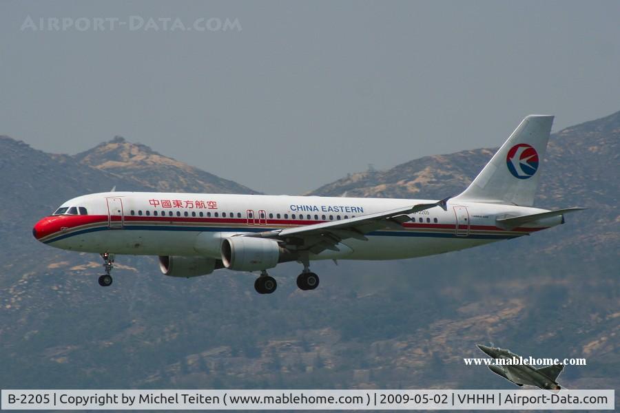 B-2205, 1999 Airbus A320-214 C/N 984, China Eastern Airlines