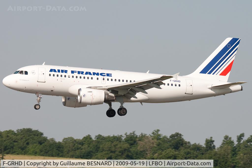 F-GRHD, 1999 Airbus A319-111 C/N 1000, Landing 14L
