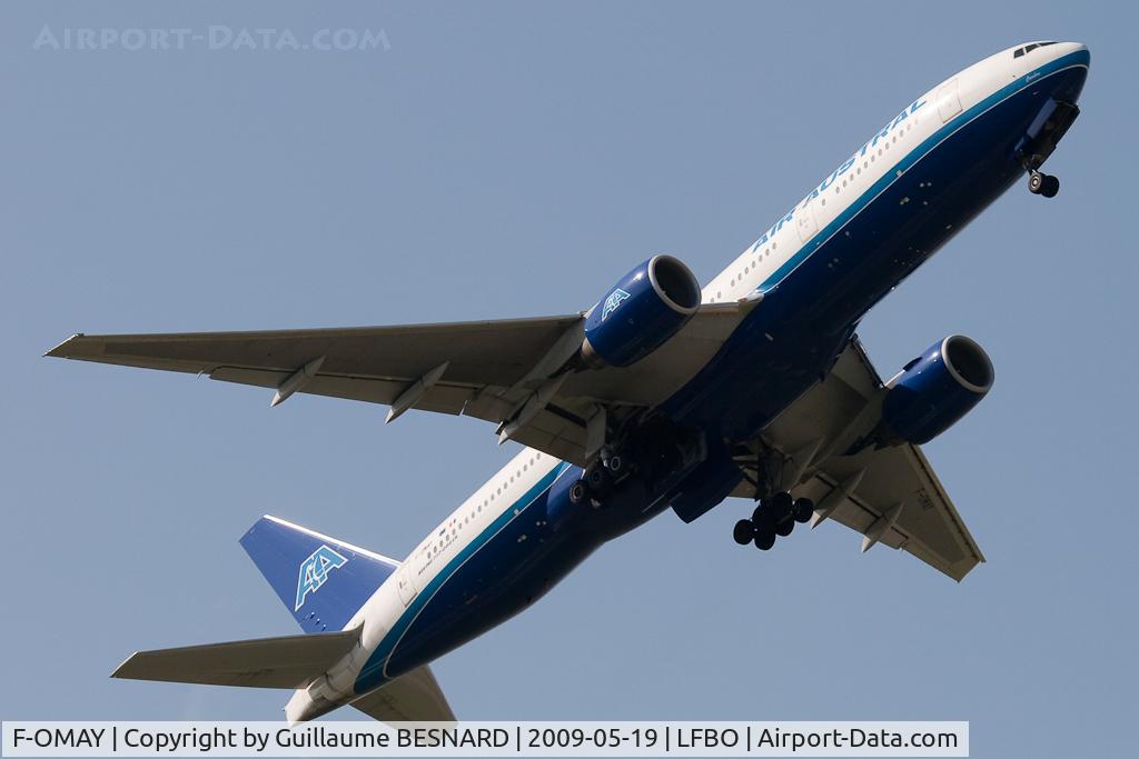 F-OMAY, 2005 Boeing 777-2Q8/ER C/N 29402, Take off 32L