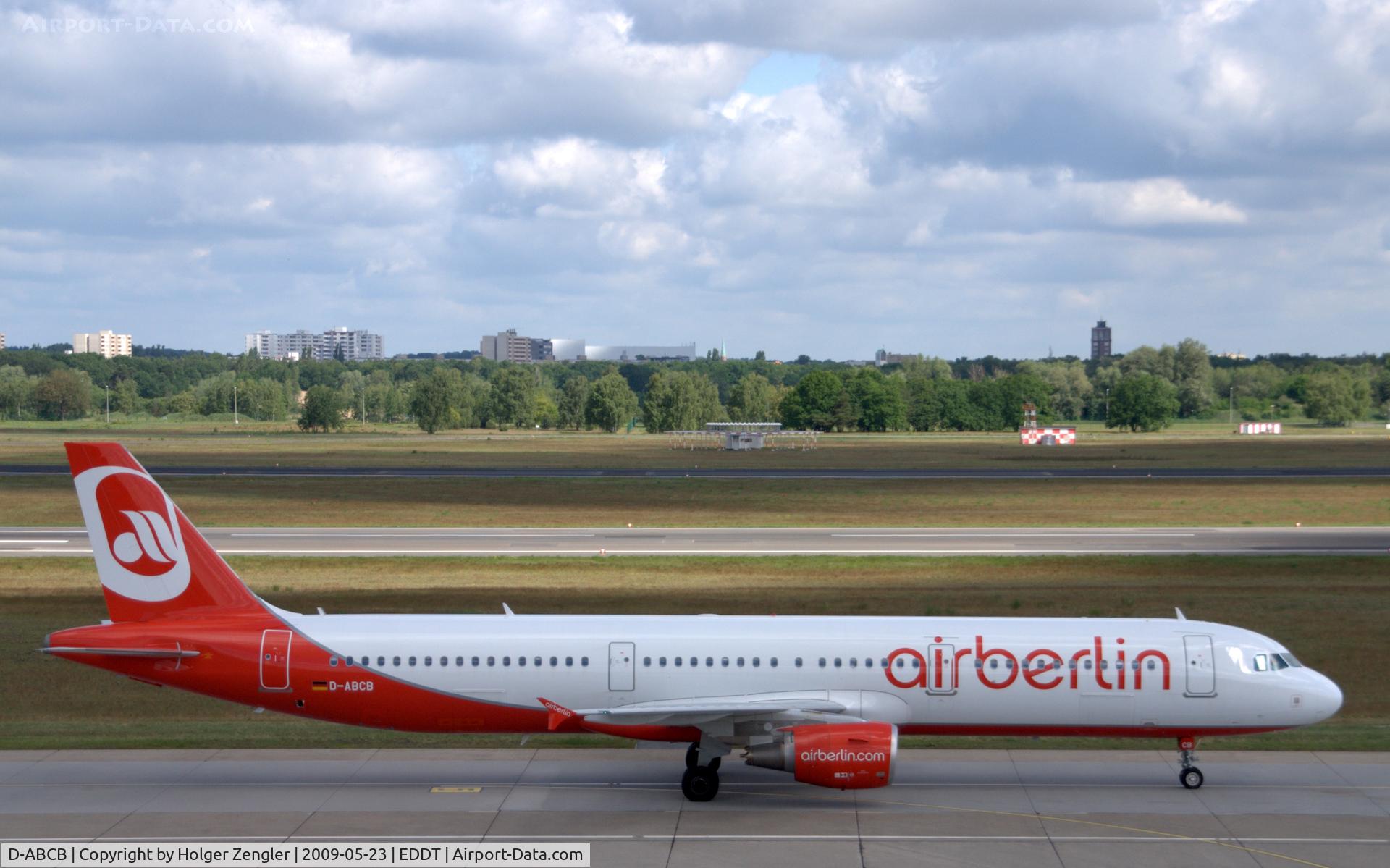 D-ABCB, 2008 Airbus A321-211 C/N 3749, Flight AB 9143 from Palma de Mallorca has arrived at TXL on an Airbus A 321-200