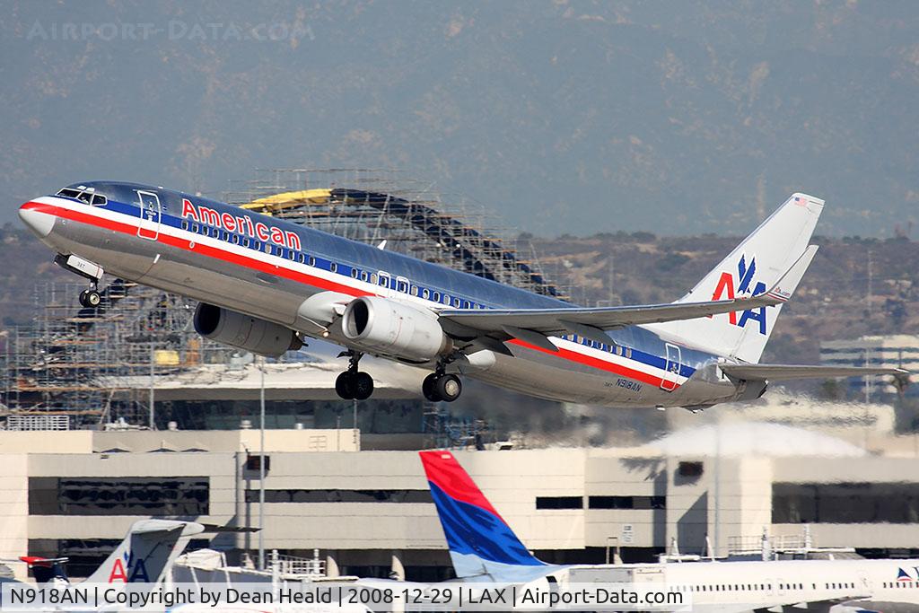 N918AN, 1999 Boeing 737-823 C/N 29519, American Airlines N918AN (FLT AAL436) climbing out from RWY 25R enroute to Dallas/Fort Worth Int'l (KDFW).